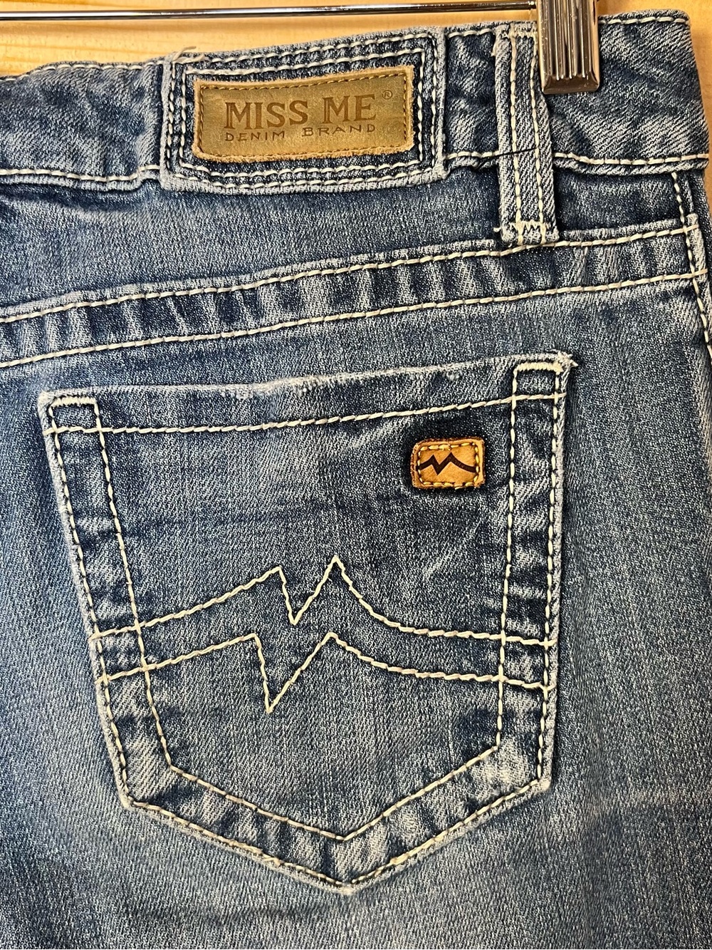 Miss Me Sunny Bootcut Jeans Y2K Western Cowgirl **Frayed Hem